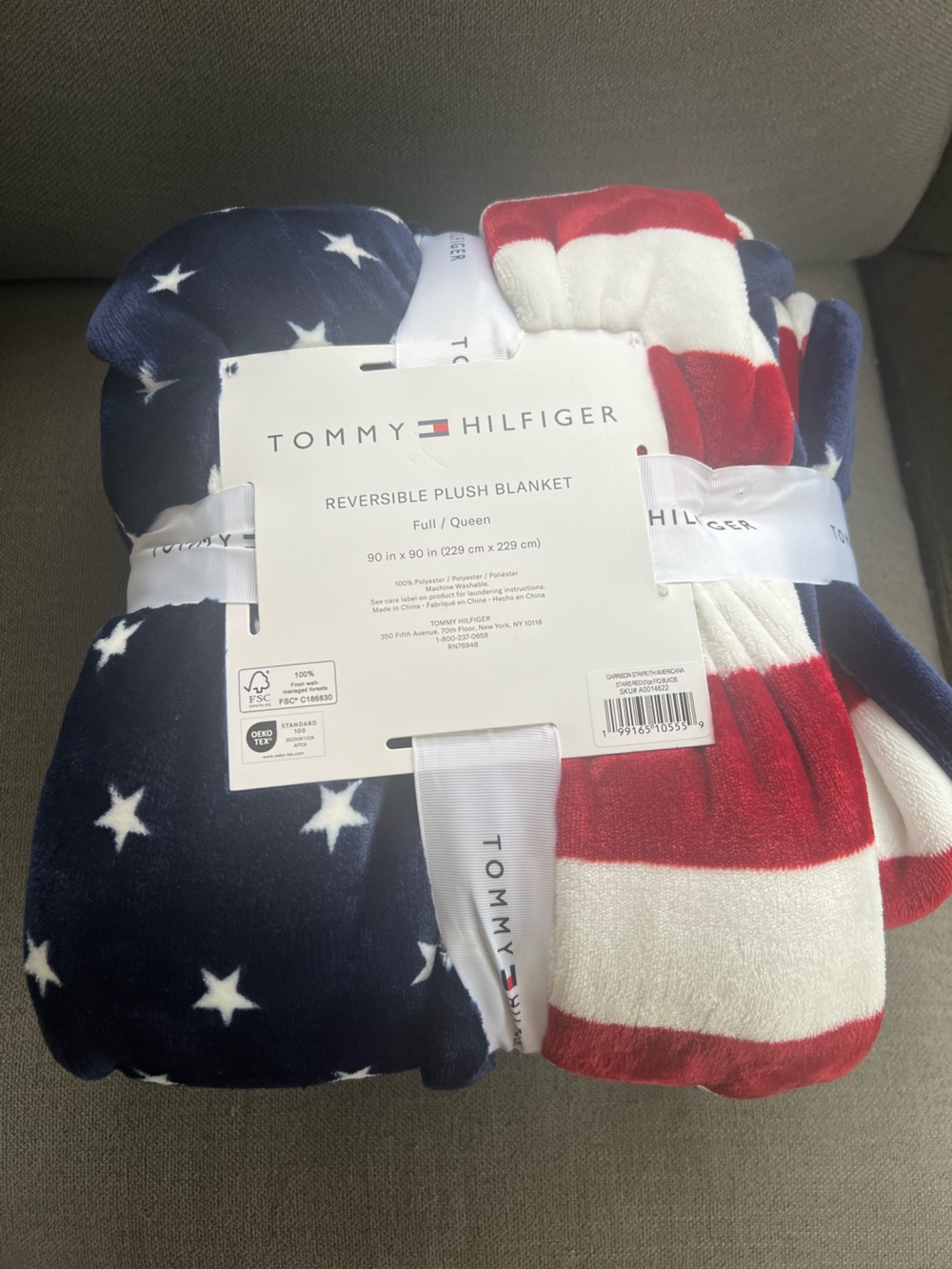 Tommy Hilfiger Full/Queen Plush Blanket Patriotic American USA Flag Reversible r